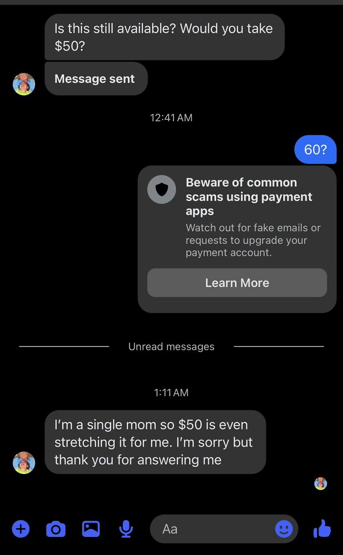 Chat conversation showing a single mom negotiating price and mentioning entitled single moms who avoid payments.