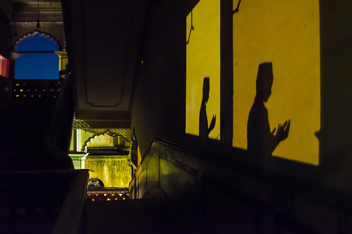 Chasing Colors - The Soul Of Street Photography