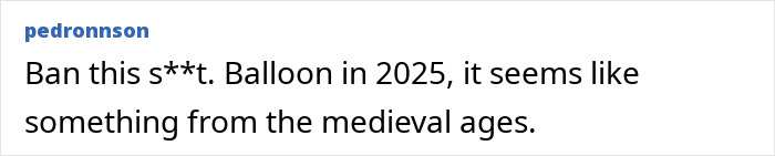 Burning hot air balloon in Brazil carrying 20 passengers catches fire, forcing people to leap for their lives. Burning hot air balloon in Brazil carrying 20 passengers catches fire, forcing people to leap for their lives.