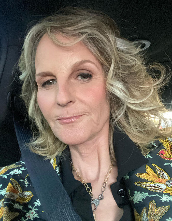 Helen Hunt, 61, embracing natural beauty with no diets or surgery, wearing a patterned jacket and gold chain necklace in a car. Helen Hunt, 61, embracing natural beauty with no diets or surgery, wearing a patterned jacket and gold chain necklace in a car.