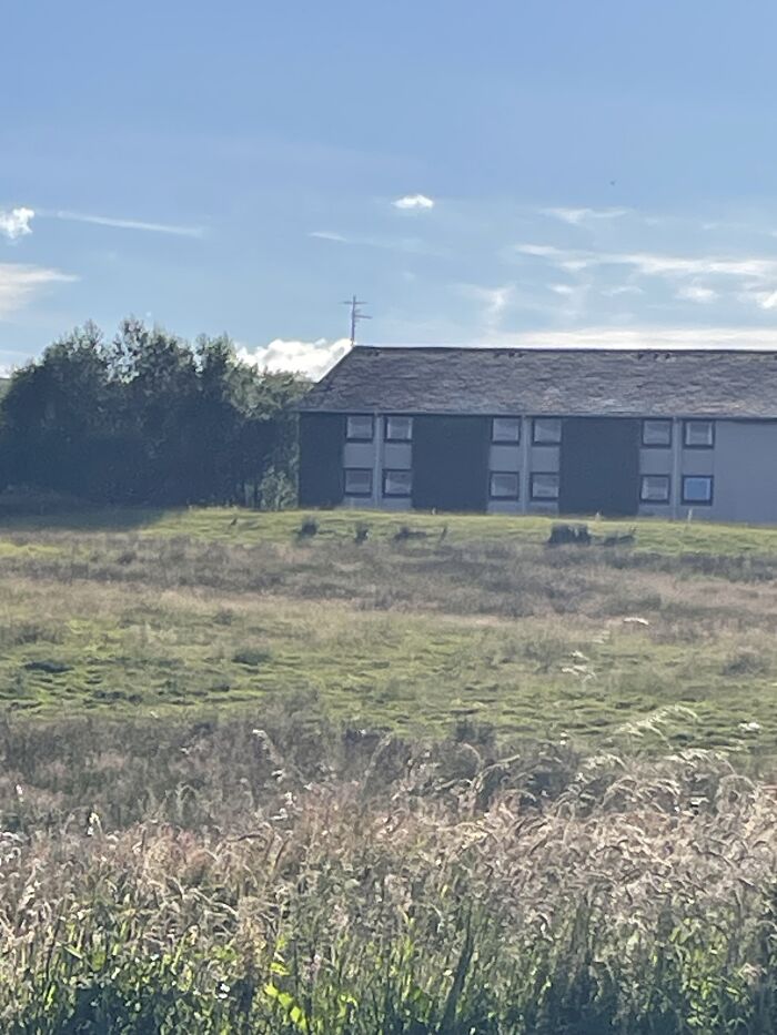 22 Photos Of Liminal Spaces I Took