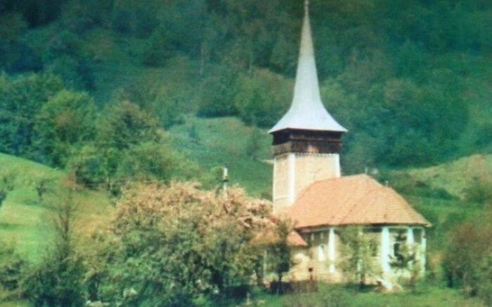 The Romanian Village Drowned By Toxic Waste, Still Breathing Through My Lens