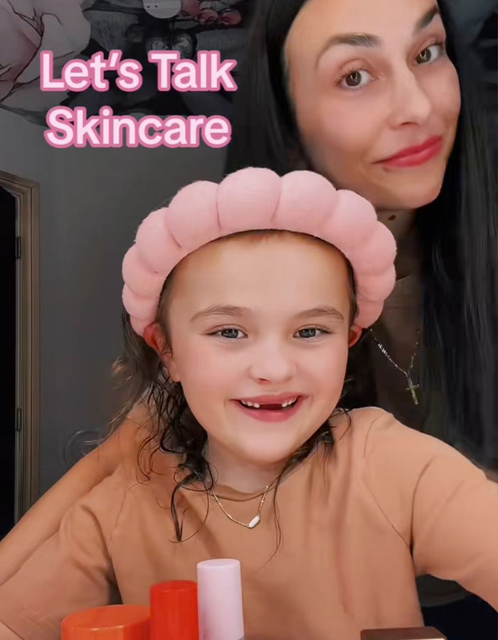 A pre-teen girl and an adult woman smiling during a skincare discussion on the impact of social media on girls&rsquo; health.