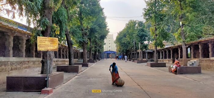 Feel Good Holidays With Spiritual Solace