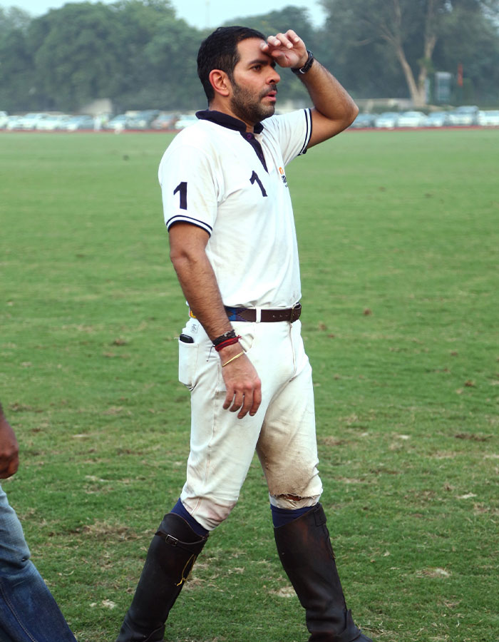 Prince William's Billionaire Friend, 53, Suddenly Passes Away During Polo Match Prince William's Billionaire Friend, 53, Suddenly Passes Away During Polo Match