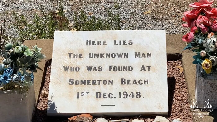 Gravestone of the unknown man found in 1948 at Somerton Beach, an unsettling Wikipedia mystery entry.