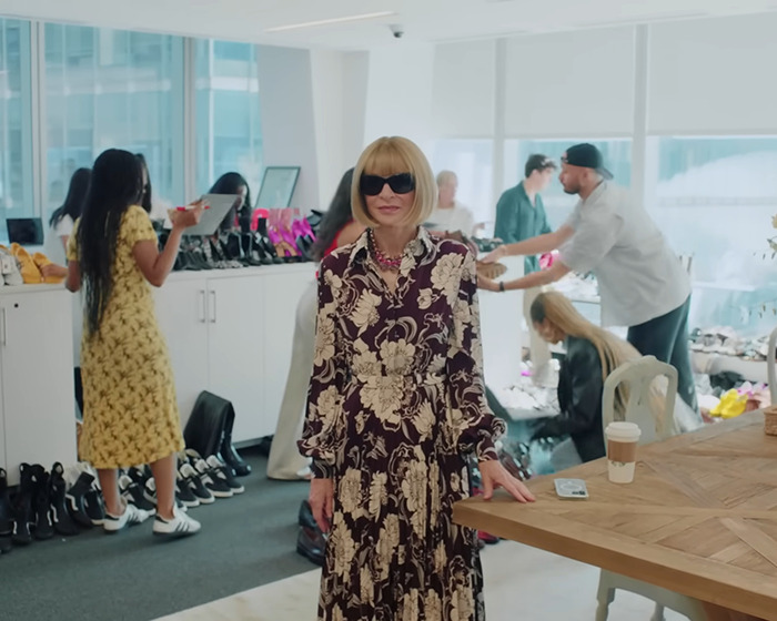 "End Of An Era": Anna Wintour Steps Down From Vogue After 37 Years
