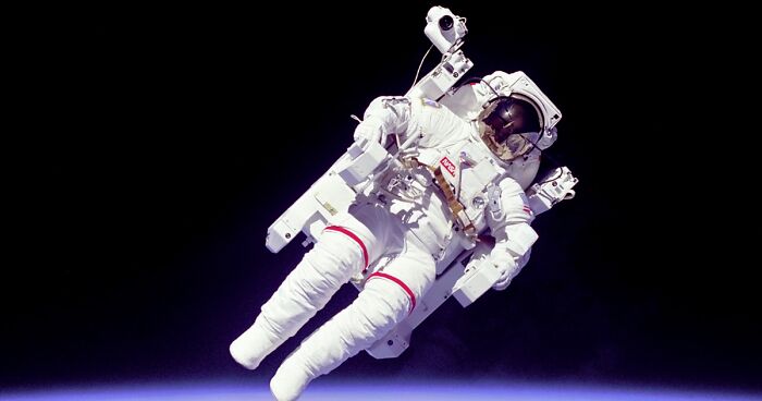 “Fingernails Fall Off”: 35 Cool And Gross Things That Happen To Astronauts In And Out Of Space