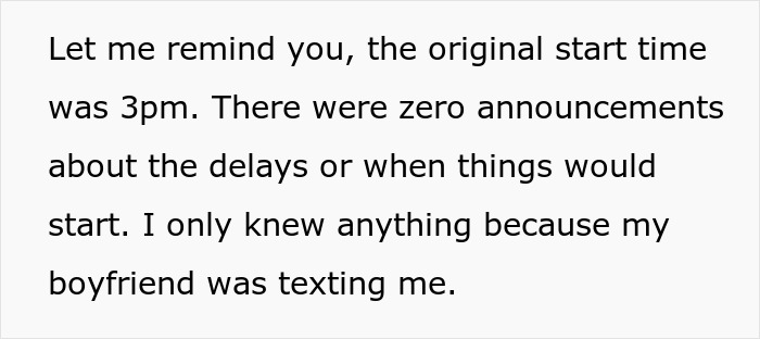 Text excerpt describing a chaotic wedding delay with no announcements, reflecting a chaotic wedding experience.