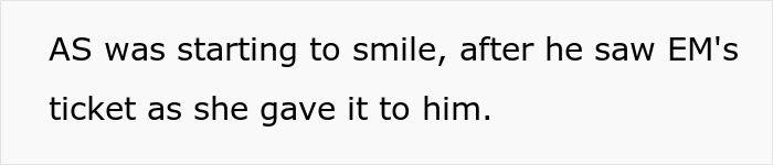 Entitled mother insists on paying for an upgrade while handing over a ticket to AS who starts to smile.
