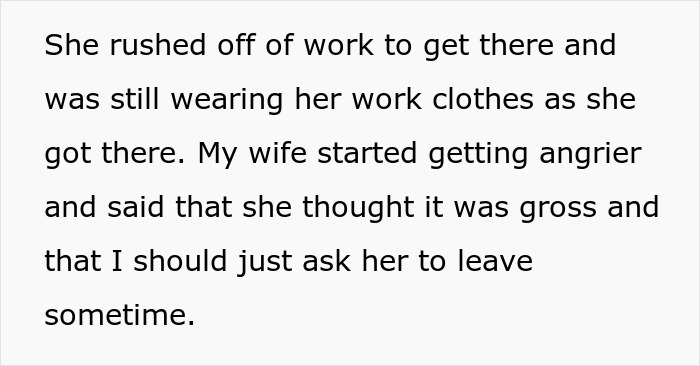 Text discussing a 45-year-old mom finding her 17-year-old son’s girlfriend kissing him after an accident gross. Text discussing a 45-year-old mom finding her 17-year-old son’s girlfriend kissing him after an accident gross.
