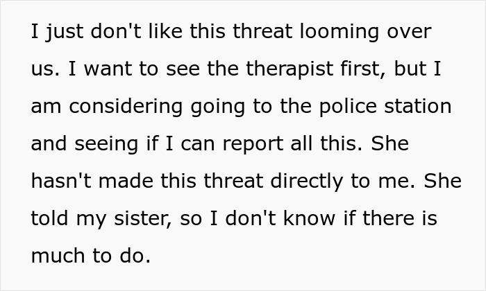 Text excerpt showing a woman seeking advice on dealing with her mom threatening to call CPS. Text excerpt showing a woman seeking advice on dealing with her mom threatening to call CPS.