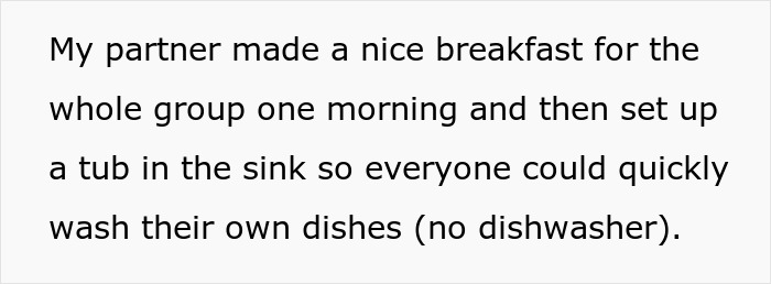 Text describing a partner preparing breakfast and setting up a sink tub for easy dishwashing without a dishwasher.