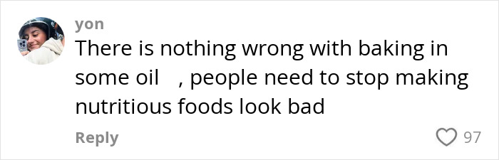 Commenter defending bizarre egg frying technique, emphasizing acceptance of unusual cooking methods and nutrition. Commenter defending bizarre egg frying technique, emphasizing acceptance of unusual cooking methods and nutrition.