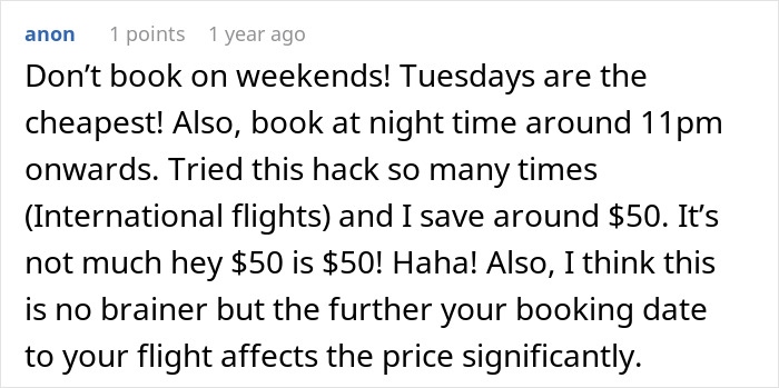 User advice on the exact time to buy a plane ticket for cheapest airfare, emphasizing days and booking hours.