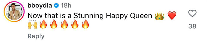 Bethenny Frankel stuns in a skimpy bikini showcasing the results of her supermodel diet at age 54.