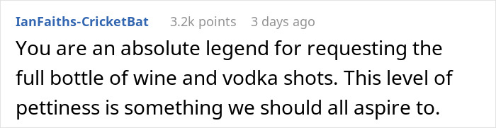 Text screenshot of a comment praising a solo traveler&rsquo;s refusal to stop drinking alcohol despite an entitled lady&rsquo;s demands to protect her kids from seeing women drink.