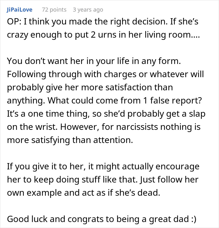 Alt text: Online discussion about woman calling CPS on daughter's ex-husband over child tattoo concerns and accusations