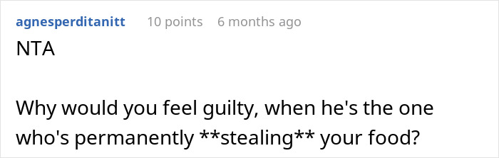 Screenshot of a social media comment discussing a roommate calling a woman stingy for not sharing homemade meals with her boyfriend. Screenshot of a social media comment discussing a roommate calling a woman stingy for not sharing homemade meals with her boyfriend.