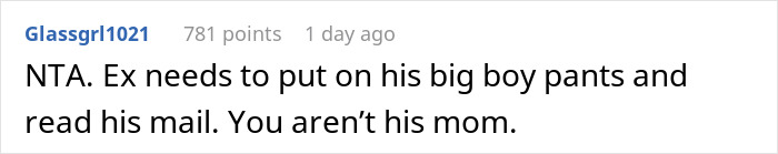 Screenshot of a forum comment about a woman not warning her deadbeat ex that his passport got revoked, stranding him at the airport.