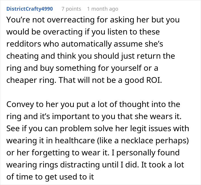 Text comment about woman refusing to wear engagement ring, discussing fiancé’s concerns and alternatives for wearing ring. Text comment about woman refusing to wear engagement ring, discussing fiancé’s concerns and alternatives for wearing ring.