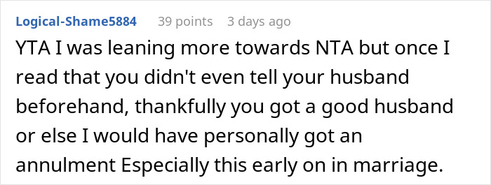 Reddit comment discussing secretly selling alcohol at a dry wedding to cover costs and its impact on marriage.