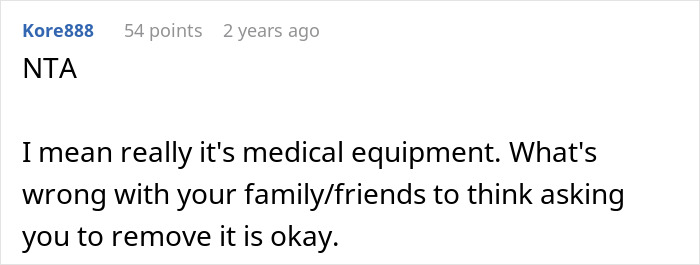 Comment about woman refusing to risk health for sister&rsquo;s wedding photo aesthetic upsetting her family on forum.