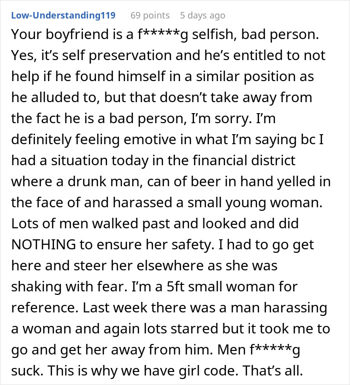 Comment discussing a guy losing it after his girlfriend confronts men trying to kidnap a drunk girl in a public area. Comment discussing a guy losing it after his girlfriend confronts men trying to kidnap a drunk girl in a public area.
