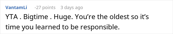 Comment on Reddit post where user responds to a mom guilt-tripping her son for making lunch only for himself and not siblings.