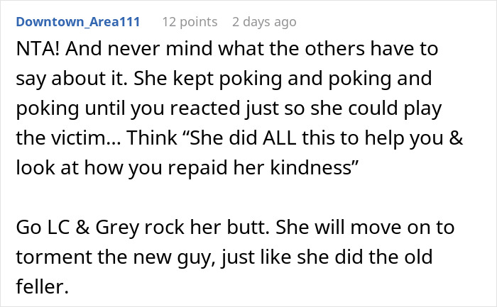 Screenshot of a Reddit comment defending a woman who claps back at her cousin insulting her wedding status.