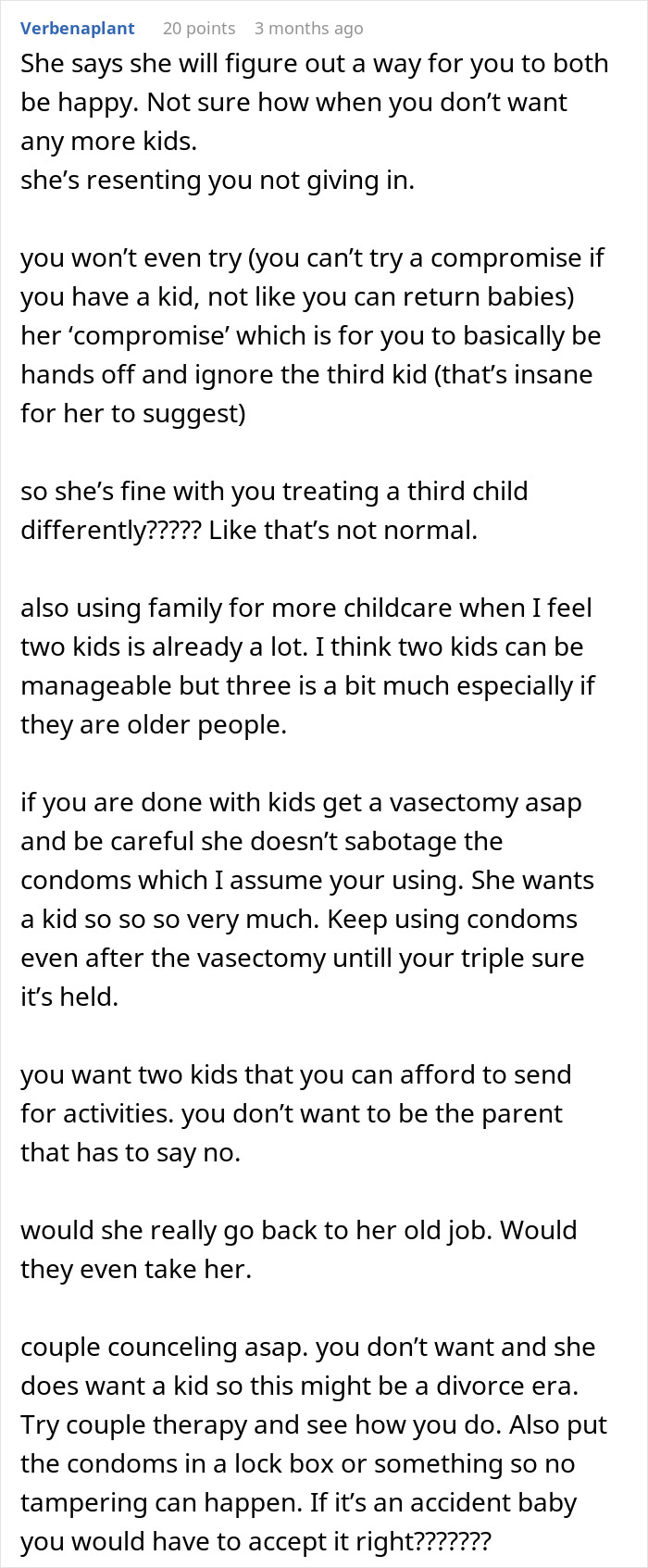 Text comments discussing wife obsessed with having more kids and choosing between marriage or a third child conflict. Text comments discussing wife obsessed with having more kids and choosing between marriage or a third child conflict.