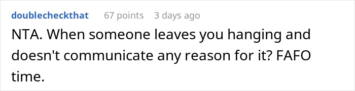 User comment on a forum about a woman at risk of not graduating after failing to contribute to a shared thesis project.