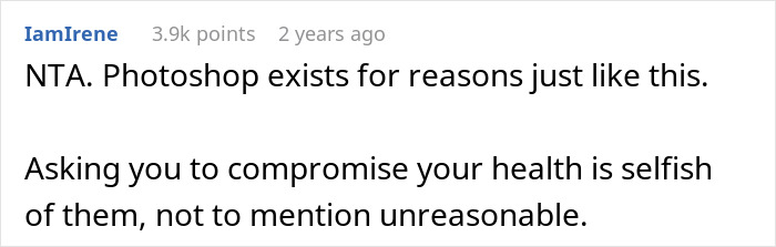 Screenshot of a user comment stating refusing to risk health for sister&rsquo;s wedding photo aesthetic is reasonable and family is upset.