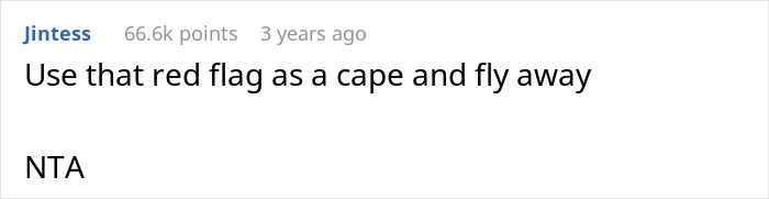 Comment on a social media post about a woman refusing to leave a party she planned after her boyfriend and his friends demand privacy.