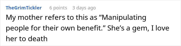 Comment text about a Christian woman skeptical of therapy, unaware her niece uses it to help herself.