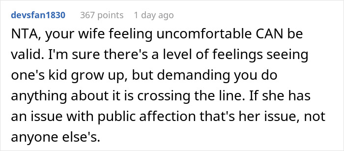 Reddit comment discussing a mom uncomfortable with her son’s girlfriend kissing him after a major accident. Reddit comment discussing a mom uncomfortable with her son’s girlfriend kissing him after a major accident.