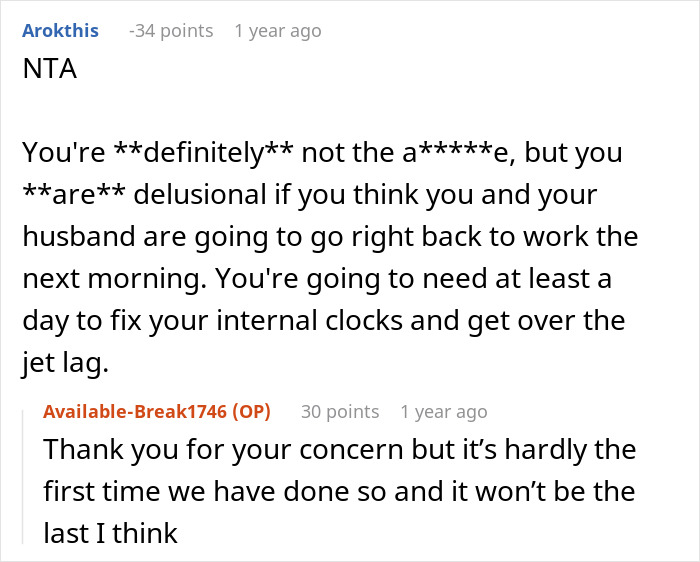 Screenshot of an online discussion debating rebooking a flight to avoid babysitting a niece. Screenshot of an online discussion debating rebooking a flight to avoid babysitting a niece.