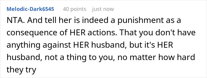 Screenshot of an online comment discussing a daughter's refusal to let her mom&rsquo;s affair partner walk her down the aisle.