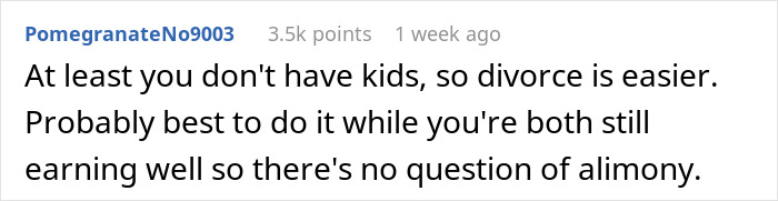 Screenshot of a forum comment discussing divorce logistics after a woman asks husband to be a tradwife.