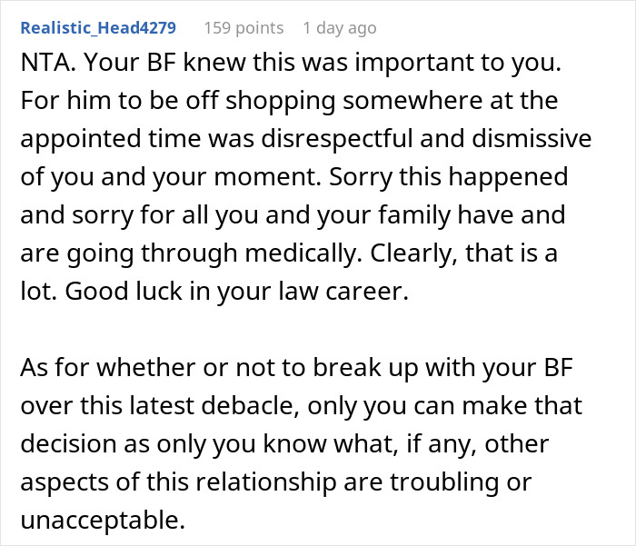 Text post discussing disappointment in boyfriend for missing an important attorney swearing moment and its impact on the relationship.