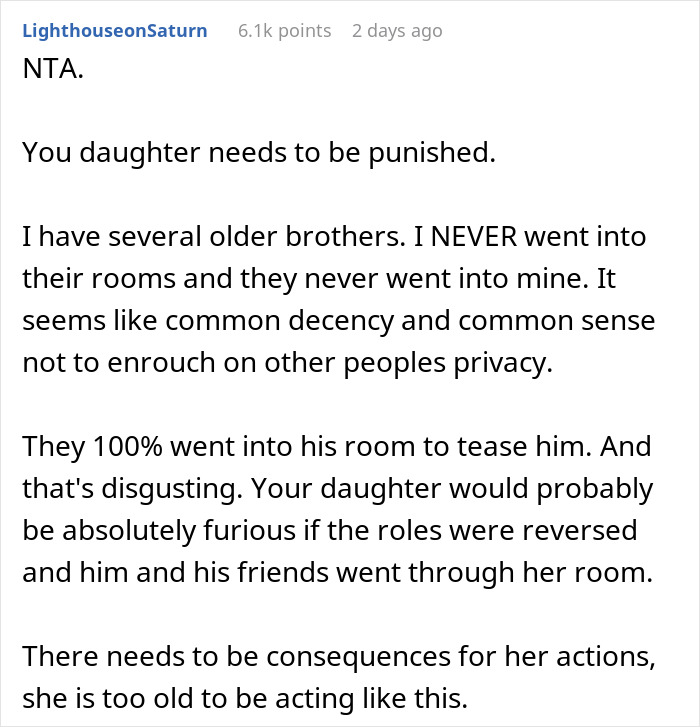 Screenshot of a user comment discussing enforcing basic boundaries on a daughter's sleepover and consequences for privacy violation. Screenshot of a user comment discussing enforcing basic boundaries on a daughter's sleepover and consequences for privacy violation.