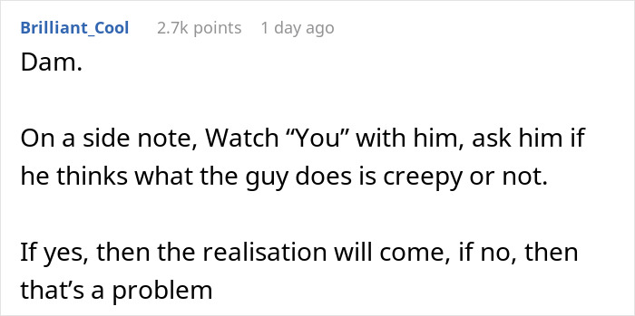 Screenshot of a forum comment discussing a woman learning her boyfriend stalked her before they met, highlighting feelings of deceit. Screenshot of a forum comment discussing a woman learning her boyfriend stalked her before they met, highlighting feelings of deceit.