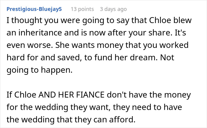 Text post about drama with bride splurging savings and expecting sister to fund her wedding expenses.