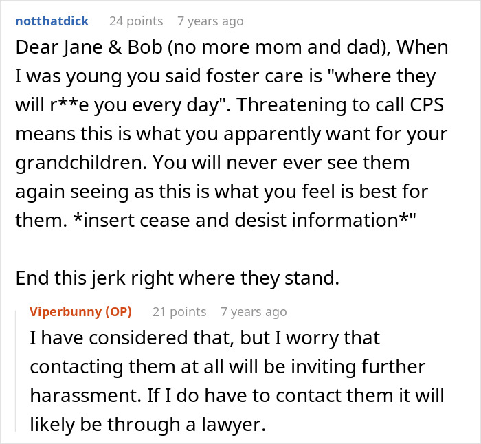 Reddit conversation showing advice on dealing with a mom threatening to call CPS and related legal concerns. Reddit conversation showing advice on dealing with a mom threatening to call CPS and related legal concerns.