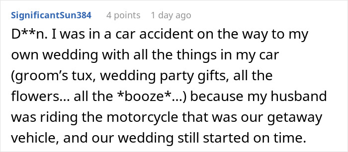 Screenshot of a Reddit comment describing a chaotic wedding experience that sounds like a wedding on The Sims.