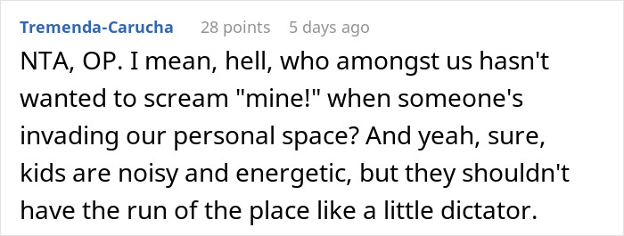 Comment discussing a 22-year-old confronting dad about his girlfriend trying to make her live with a 10-year-old kid.