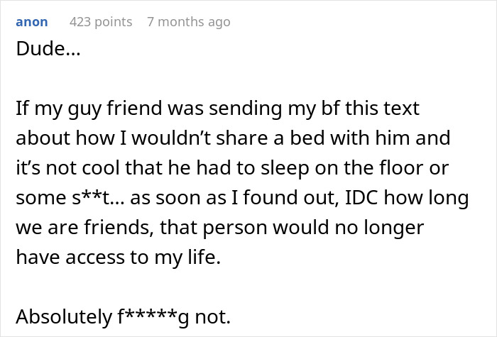 Alt text: Text post about woman upset over friend&rsquo;s girlfriend not allowing them to sleep in the same bed causing tension in friendship.