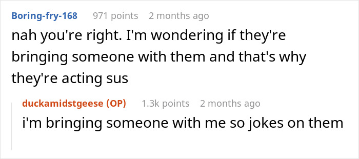 Reddit conversation showing drama after an ex pops up with an immature text, viewers discuss narcissist behavior.