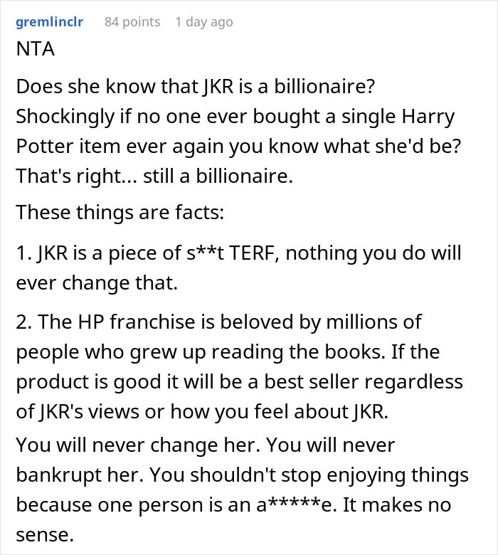 Screenshot of a forum comment discussing support for Harry Potter despite controversies surrounding transphobia accusations.