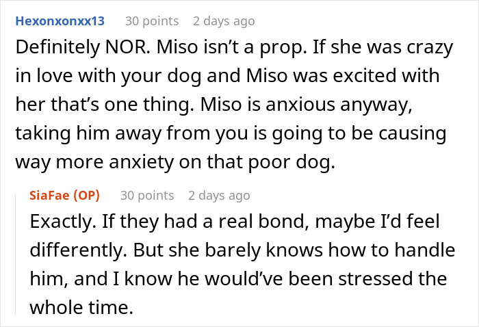 Screenshot of an online discussion about refusing to lend a dog for a maternity shoot and concerns about the dog’s anxiety. Screenshot of an online discussion about refusing to lend a dog for a maternity shoot and concerns about the dog’s anxiety.